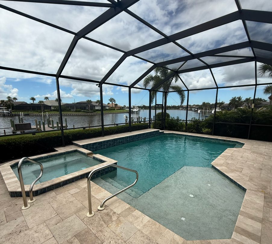 Florida screened-in pool maintained by Sundays Pools in the Sarasota area